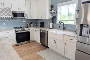 2934 Gulf of Mexico Dr, Longboat Key, FL 34228 - Photo 10