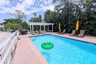 2934 Gulf of Mexico Dr, Longboat Key, FL 34228 - Photo 32