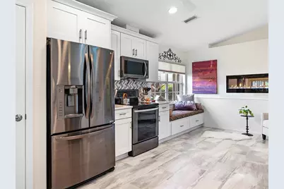 7326 Eleanor Circle, Sarasota, FL 34243 - Photo 20