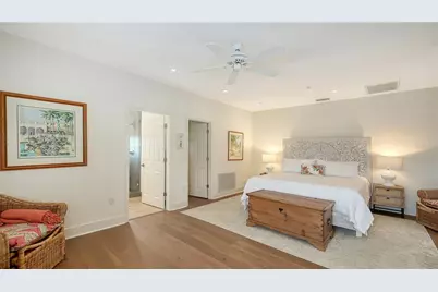 3530 Mistletoe Lane, Longboat Key, FL 34228 - Photo 34