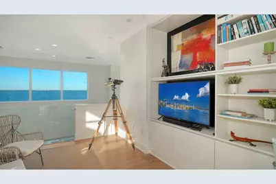 3530 Mistletoe Lane, Longboat Key, FL 34228 - Photo 38