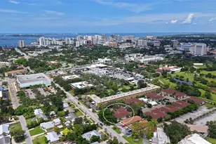 2121 Wood St, Sarasota, FL 34237 - Photo 2