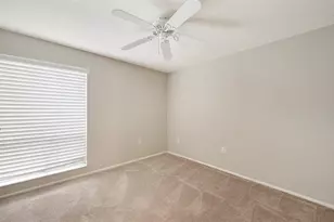 2121 Wood St, Sarasota, FL 34237 - Photo 12