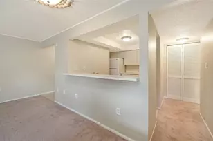 2121 Wood St, Sarasota, FL 34237 - Photo 8
