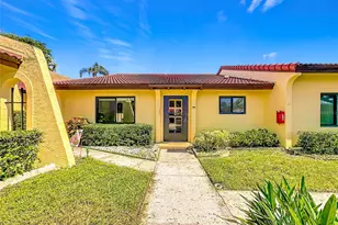 1229 58th St W, Bradenton, FL 34209 - Photo 2
