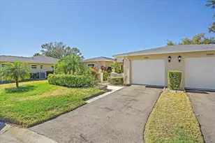 6948 W Country Club Dr N, Sarasota, FL 34243 - Photo 22