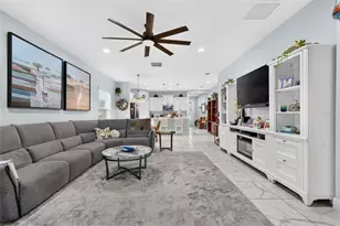 7735 Ridgelake Cir, Bradenton, FL 34203 - Photo 10