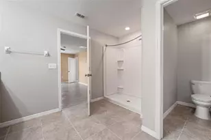 304 Cascade Bend Dr, Ruskin, FL 33570 - Photo 18