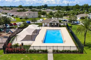 304 Cascade Bend Dr, Ruskin, FL 33570 - Photo 36