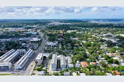 516 Laurel Park Drive, Sarasota, FL 34236 - Photo 4