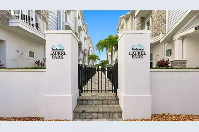 516 Laurel Park Drive, Sarasota, FL 34236 - Photo 8