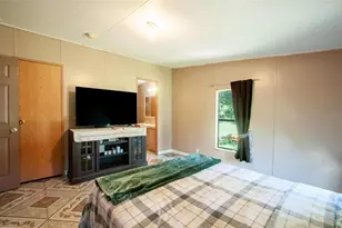 2487 NW Howard Ave, Arcadia, FL 34266 - Photo 8
