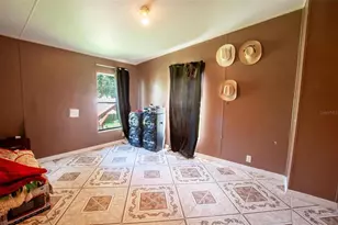 2487 NW Howard Ave, Arcadia, FL 34266 - Photo 12