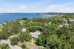 1585 South Dr, Sarasota, FL 34239 - Photo 42