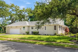 1585 South Dr, Sarasota, FL 34239 - Photo 38