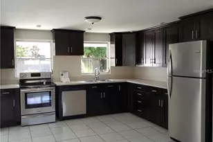 262 Manor Rd, Venice, FL 34293 - Photo 2