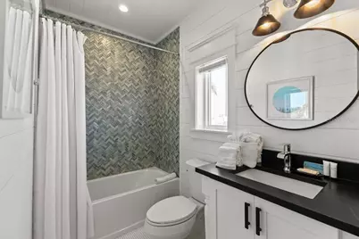 239 S Harbor Drive, Holmes Beach, FL 34217 - Photo 34