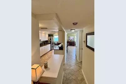 1700 Benjamin Franklin Drive #9E, Sarasota, FL 34236 - Photo 22
