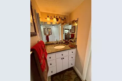 1700 Benjamin Franklin Drive #9E, Sarasota, FL 34236 - Photo 36