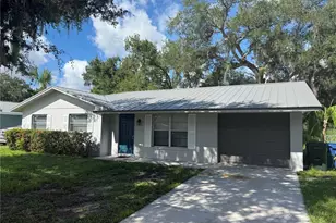 3412 Spainwood Dr, Sarasota, FL 34232 - Photo 1