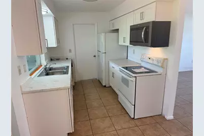 3412 Spainwood Drive, Sarasota, FL 34232 - Photo 6