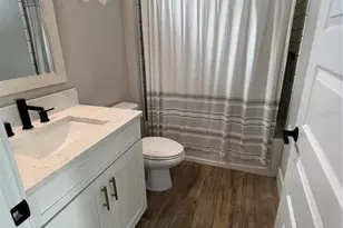 6233 Rivo Lks Blvd, Sarasota, FL 34241 - Photo 30