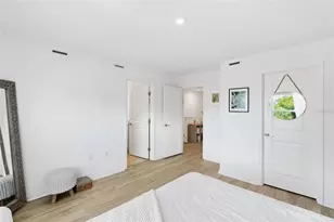 8605 Lunar Skye St, Sarasota, FL 34241 - Photo 20