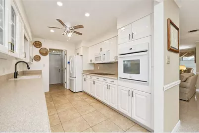 133 Holly Avenue, Sarasota, FL 34243 - Photo 18