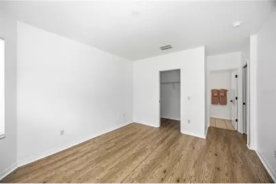 5469 Ashton Manor Drive, Sarasota, FL 34233 - Photo 14