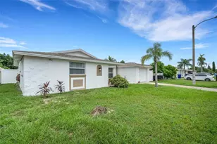 7234 Oakshire Dr, Port Richey, FL 34668 - Photo 2