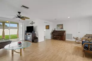 7234 Oakshire Dr, Port Richey, FL 34668 - Photo 6