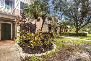 8809 Manor Loop, Lakewood Ranch, FL 34202 - Photo 2