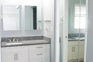 5726 Timberlake Dr, Sarasota, FL 34243 - Photo 14