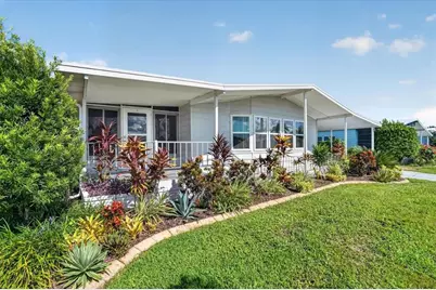 8534 Imperial Circle, Palmetto, FL 34221 - Photo 4
