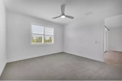 8177 Sternway Road, Sarasota, FL 34240 - Photo 16