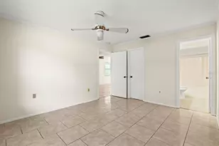 4631 Summerwind Dr, Sarasota, FL 34234 - Photo 18