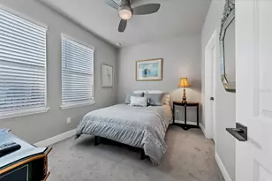 2313 Lindstrom St, Sarasota, FL 34237 - Photo 8
