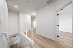 3768 Parkridge Cir, Sarasota, FL 34243 - Photo 24