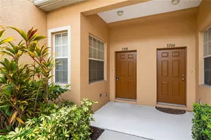 3768 Parkridge Cir, Sarasota, FL 34243 - Photo 4
