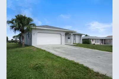 66 Oakland Hills Court, Rotonda West, FL 33947 - Photo 2