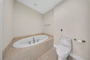1233 N Gulfstream Ave, Sarasota, FL 34236 - Photo 20