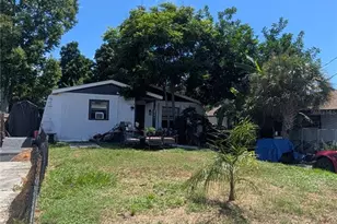 1854 Debbie St, Sarasota, FL 34231 - Photo 2