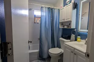 1854 Debbie St, Sarasota, FL 34231 - Photo 6
