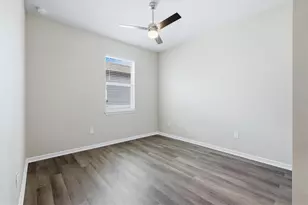 8610 Backshore Ln, Parrish, FL 34219 - Photo 22