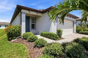 8610 Backshore Ln, Parrish, FL 34219 - Photo 2