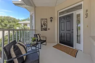 107 Woodbridge Dr, Venice, FL 34293 - Photo 2