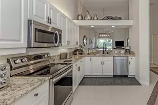 107 Woodbridge Dr, Venice, FL 34293 - Photo 4