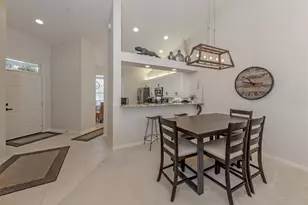 107 Woodbridge Dr, Venice, FL 34293 - Photo 8