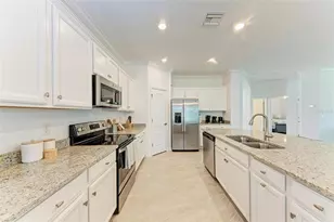 24157 Spartina Dr, Venice, FL 34293 - Photo 16