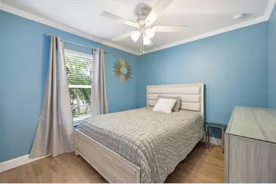 305 65th Avenue E, Bradenton, FL 34203 - Photo 28